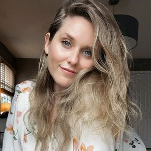 Meet your Posher, Brit